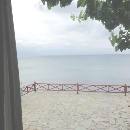 Nelly By The Sea * Νέα Κορώνη