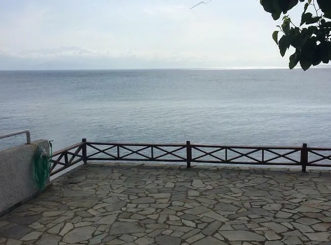 Nelly By The Sea Nea Koroni