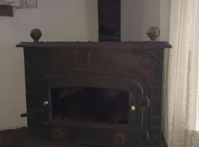 Nelly By The Sea * Nea Koroni